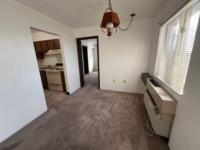 Building Photo - 1 Bedroom 1 Bath-Moon Township