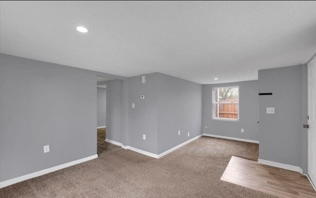 Building Photo - Beautifully Updated Scottsburg Home with Modern Kitchen & Private Backyard