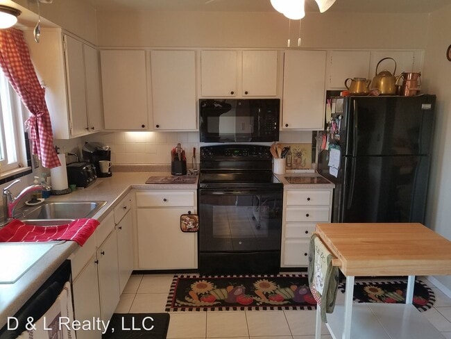 Building Photo - 4 br, 2 bath House - 3350 Mira Loma Court