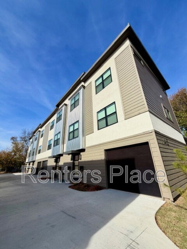 Foto principal - 1140 S Quincy Ave