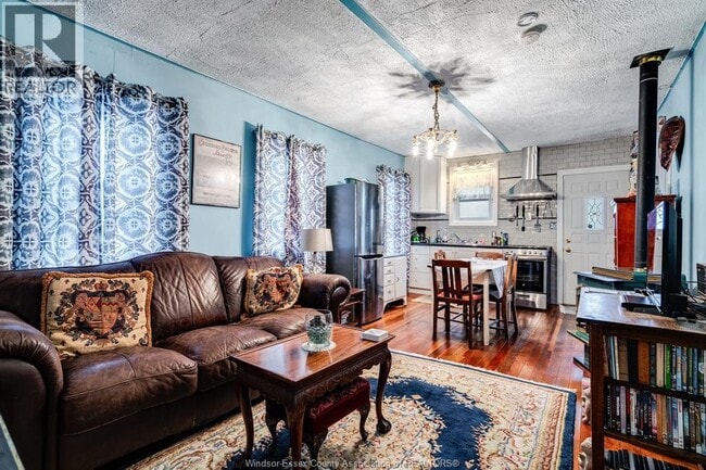 Photo du bâtiment - 42 Pulley Rd