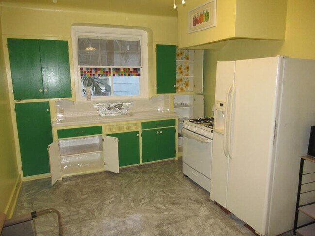 Foto del edificio - 7703 Green St