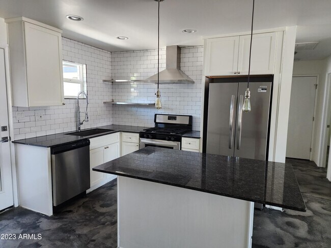 Building Photo - 3426 N 37th St