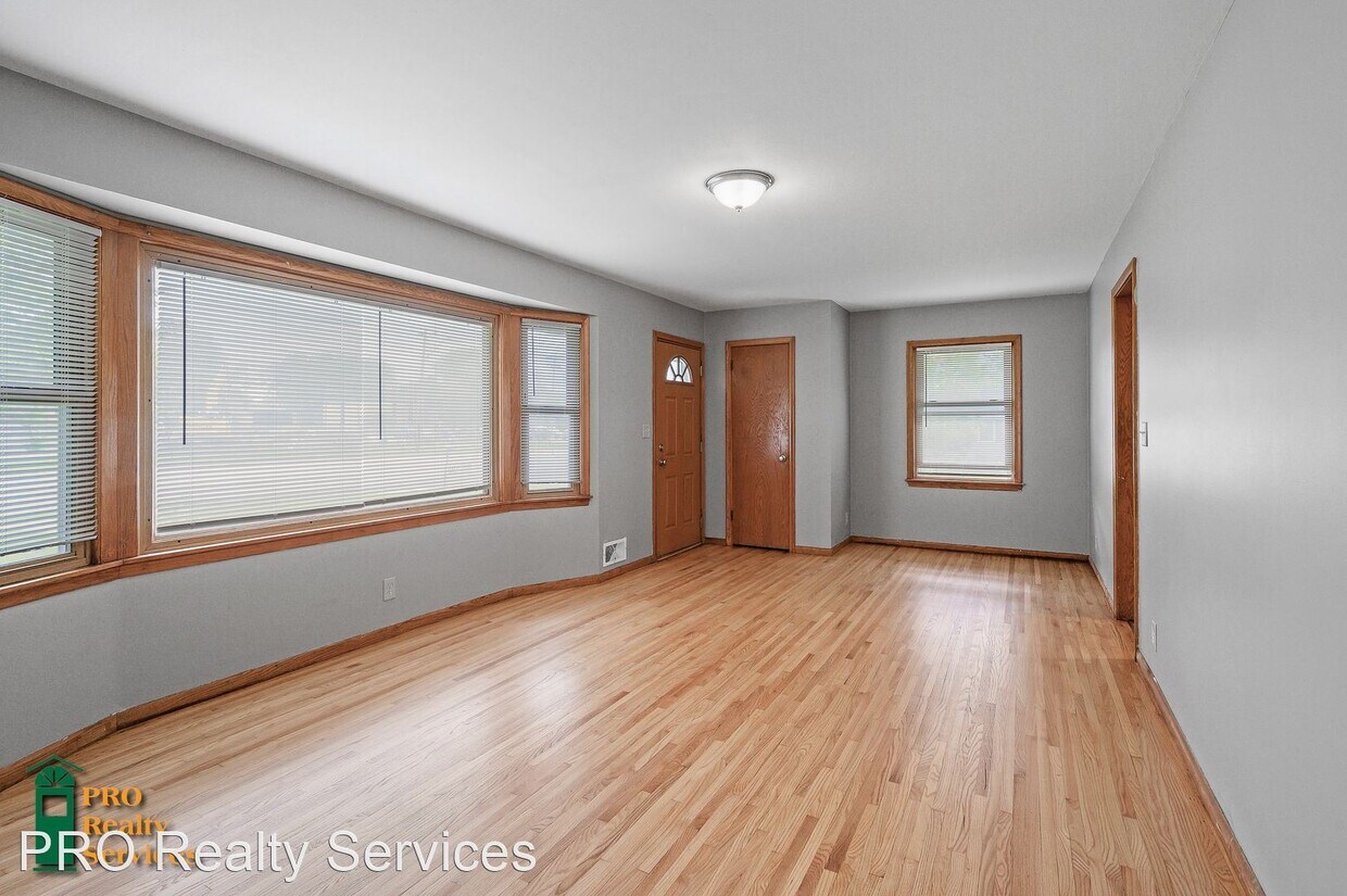 Primary Photo - 3 br, 1 bath House - 201-98th Street W