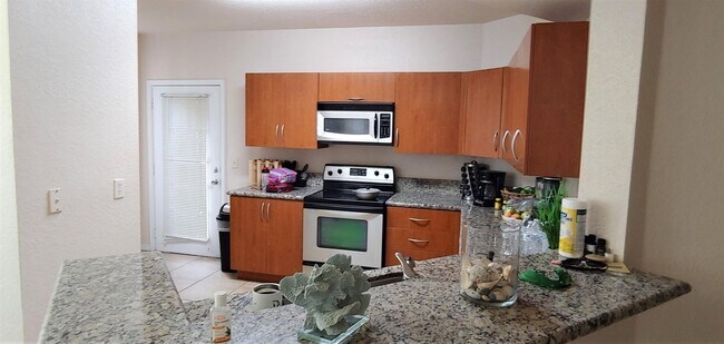 Foto del edificio - 3/2 Condo in Belmont of SLW