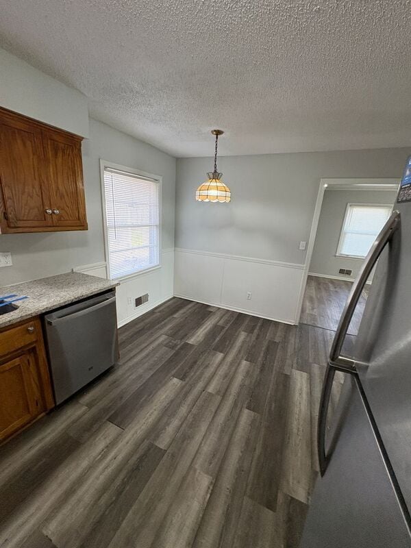 Building Photo - 11016 Herrick Ave