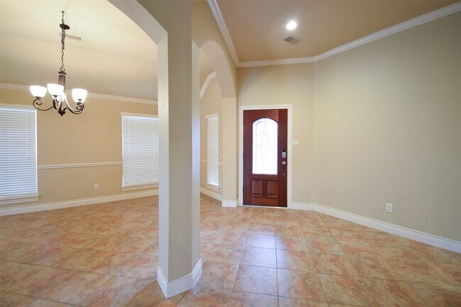 Building Photo - 1410 Laura Hills Ln