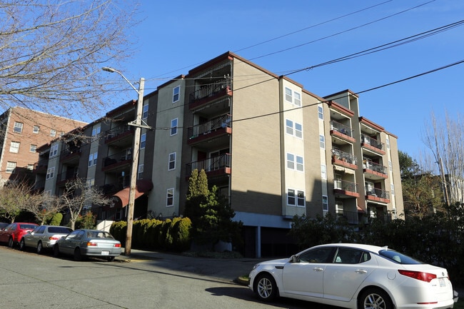 Building Photo - Parkwing Apartments