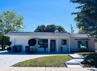 Building Photo - 1170 NE 212th Terrace