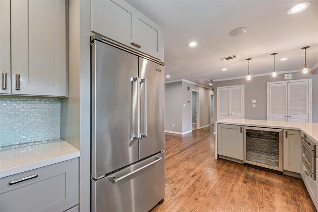 Foto del edificio - 9911 Hurley Way