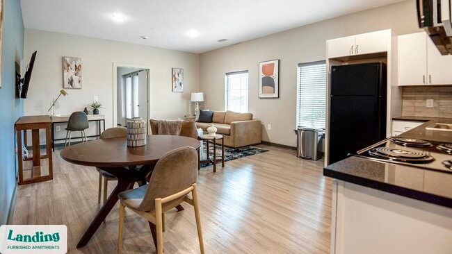 Building Photo - 645 N Front St