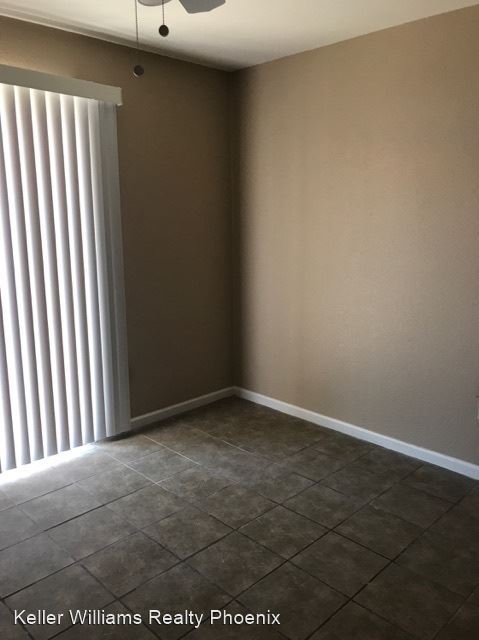 Building Photo - 2 br, 1 bath Apartment - 453 East 9th Aven...