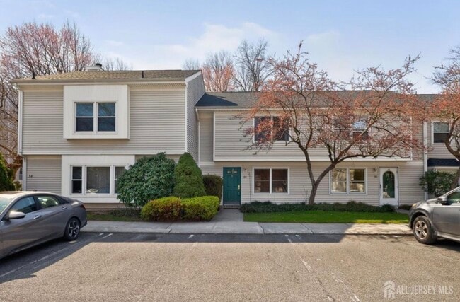 Building Photo - 35 Dallenbach Ln