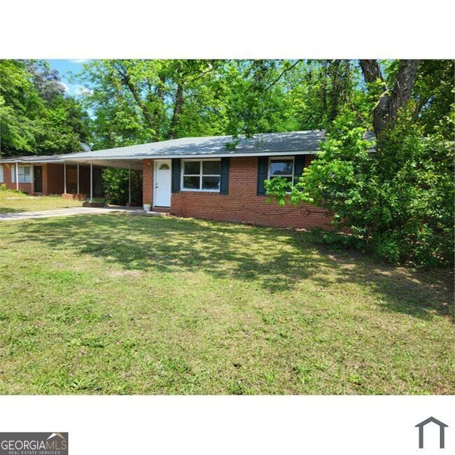 Foto del edificio - 3358 Adkins Ave