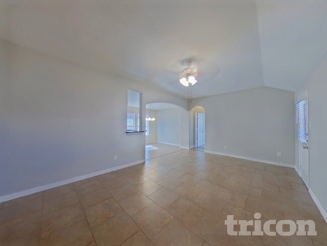 Building Photo - 12216 Hunters Crossing Ln