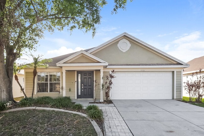 Building Photo - 1540 Chepacket St