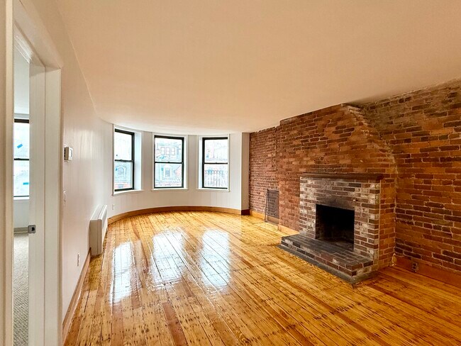 Foto del edificio - 482 Beacon St