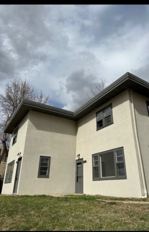 607 Main St S Unit B, Minot, ND 58701 Room for Rent in Minot, ND