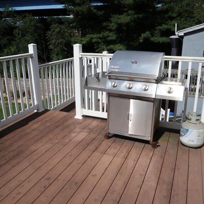 Foto del edificio - 3 Bedroom, 1 bath Twin Home in Conshohocken!!