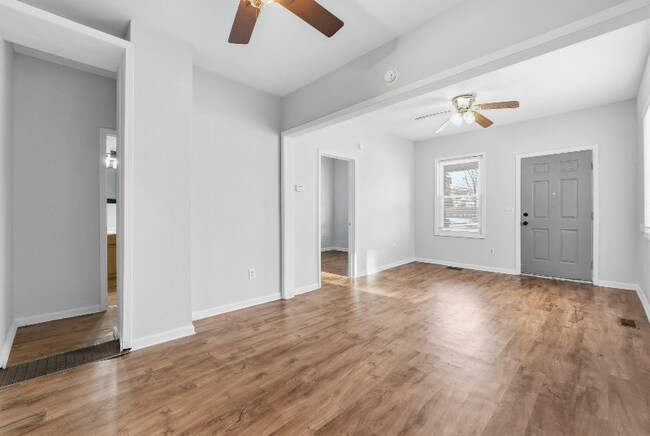 Foto del edificio - 1625 Sherman Blvd