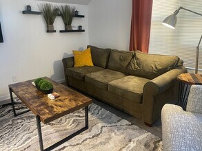 Building Photo - 15 N Corona St