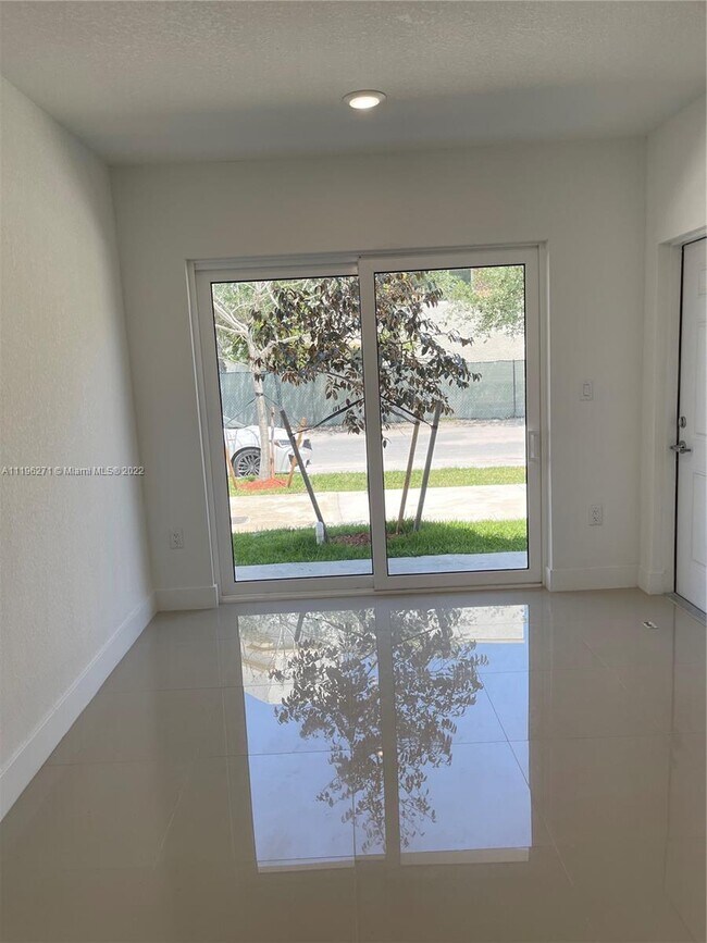 Foto del edificio - 25868 SW 144th Ave