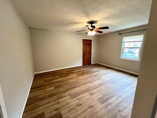 Foto del edificio - 115 Ivey St