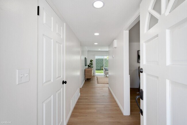 Foto del edificio - 4 br, 2 bath House - 74613 Peppertree Drive