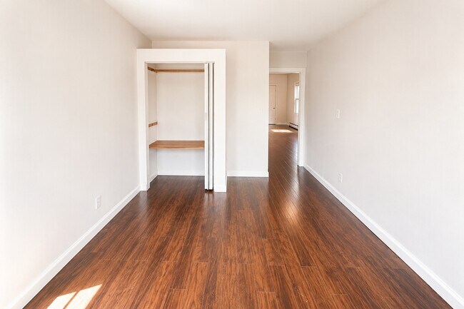 PRIMARY BEDROOM - 732 S 15th St