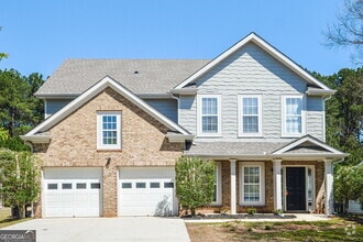 Building Photo - 137 Lantana Dr