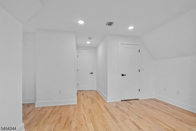 Foto del edificio - 196 Taylor St