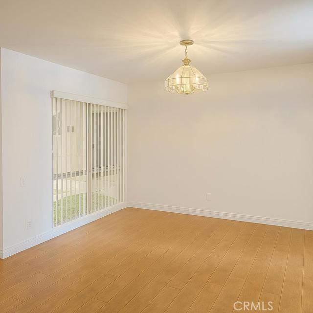 Foto del edificio - 5301 Balboa Blvd