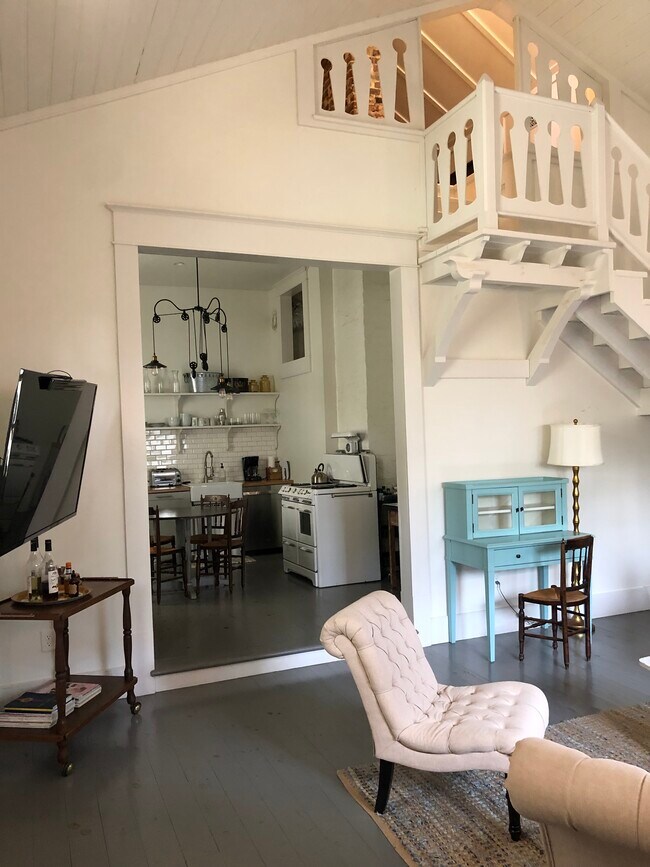 Foto del edificio - 1360 Constance St