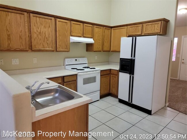 Foto del edificio - 2 br, 2 bath House - 3826 Soda Springs Dr
