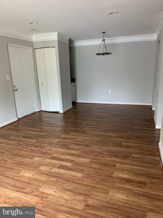 Building Photo - 18334 Streamside Dr