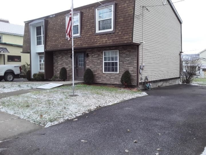 Primary Photo - 5 bedroom in Scranton PA 18505