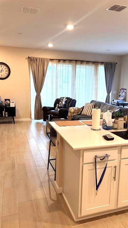 Foto del edificio - 265 Hilltop Bloom Dr