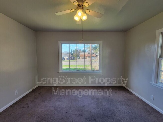 Foto del edificio - 517 NW 9th St