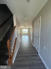 Building Photo - 606 Gunpowder Ct