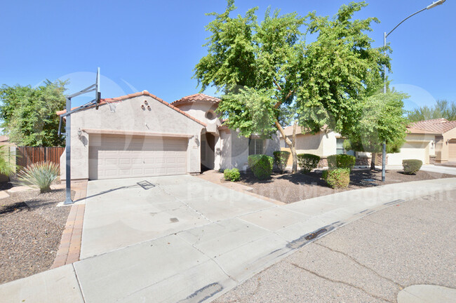 Building Photo - Stetson Valley Home!