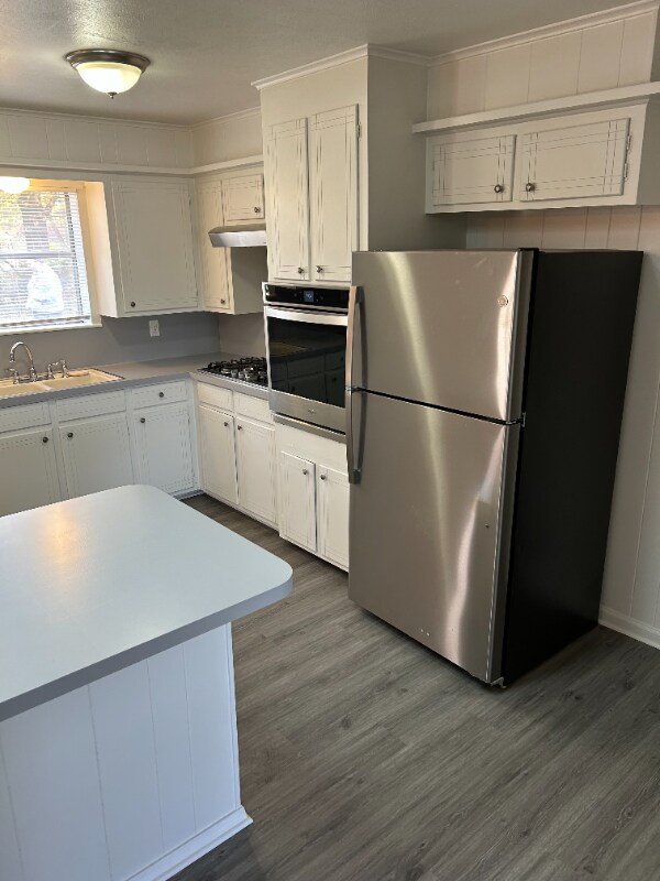 Foto del edificio - 137 Hardy Ave