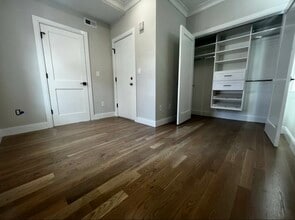 Building Photo - 65 Strathmore Rd