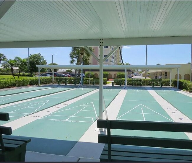 Foto del edificio - 4525 Cove Cir