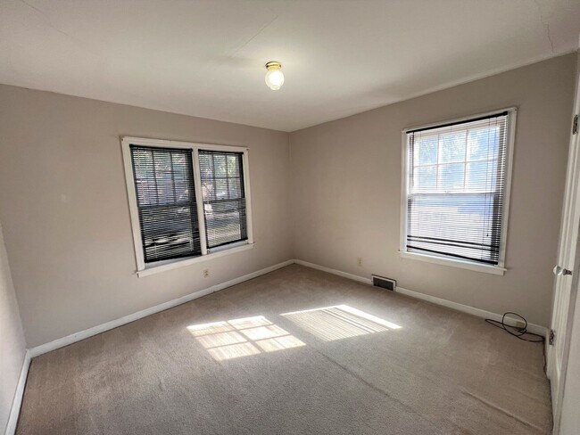 Foto del edificio - Convenient Living Near K-State & Aggieville!
