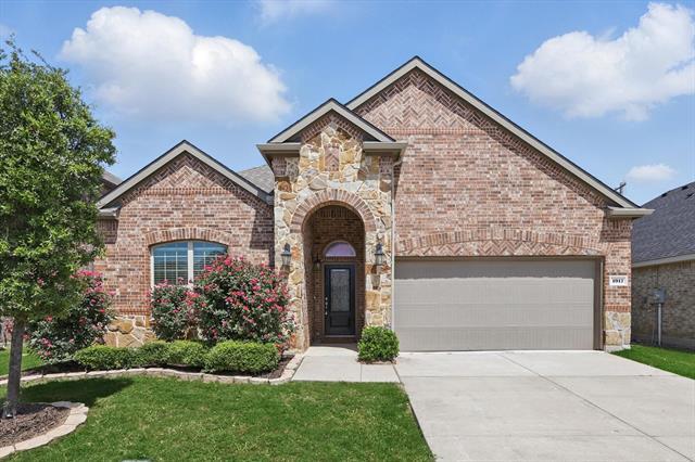 Foto principal - 1917 Lake Pine Dr