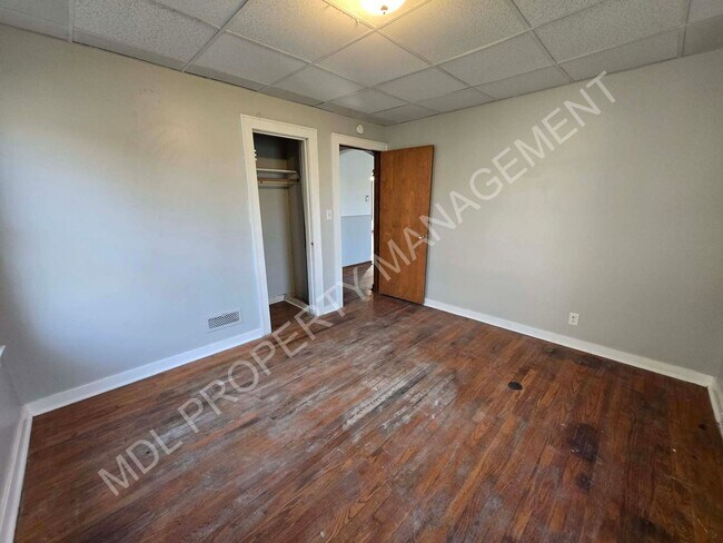 Foto del edificio - 4 Bed / 2 Bath House in Saginaw