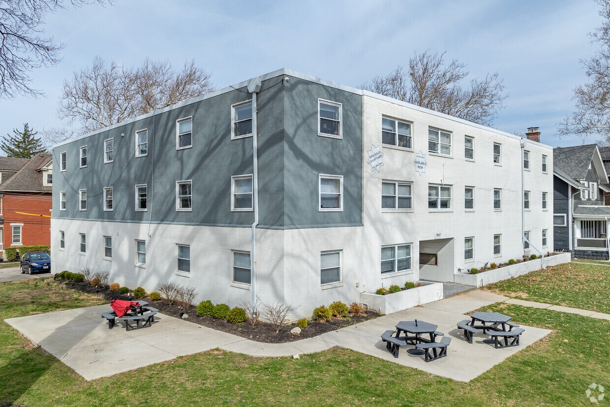 Foto principal - 1957 Summit St