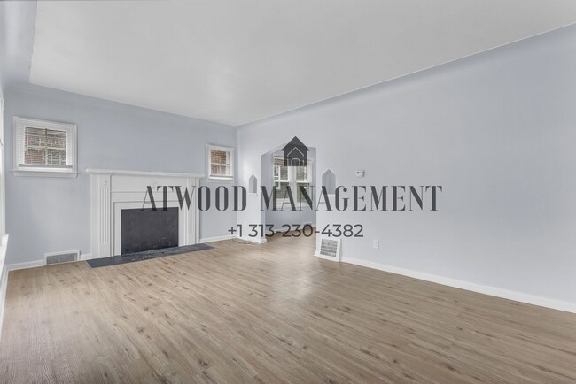 Foto del edificio - This beautifully updated 3-bedroom, 1-bath single-family home is ready for move-in!