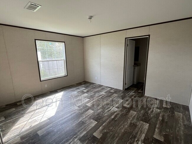 Building Photo - 17481 Orange Grove Rd