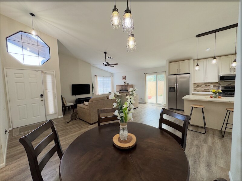 Foto principal - 37029 Dawson Dr